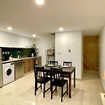 Klokkari - Cozy Center By Platform 357 *