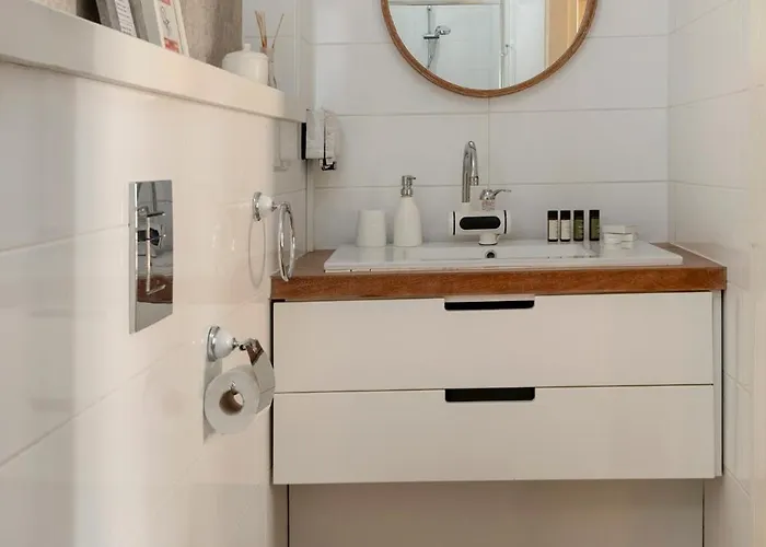 Δωμάτια σε οικογενειακή κατοικία Klokkari - Cozy Center By Platform 357 Λευκωσία