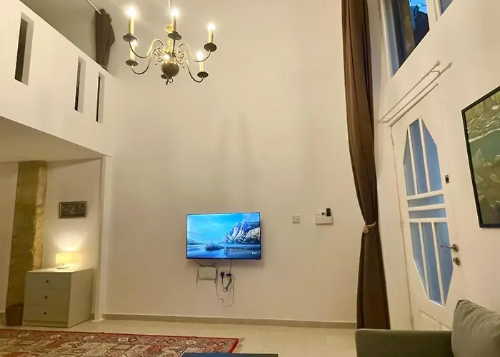 Δωμάτια σε οικογενειακή κατοικία Klokkari - Cozy Center By Platform 357 *