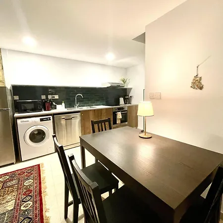 Homestay szállás Klokkari - Cozy Center By Platform 357 *